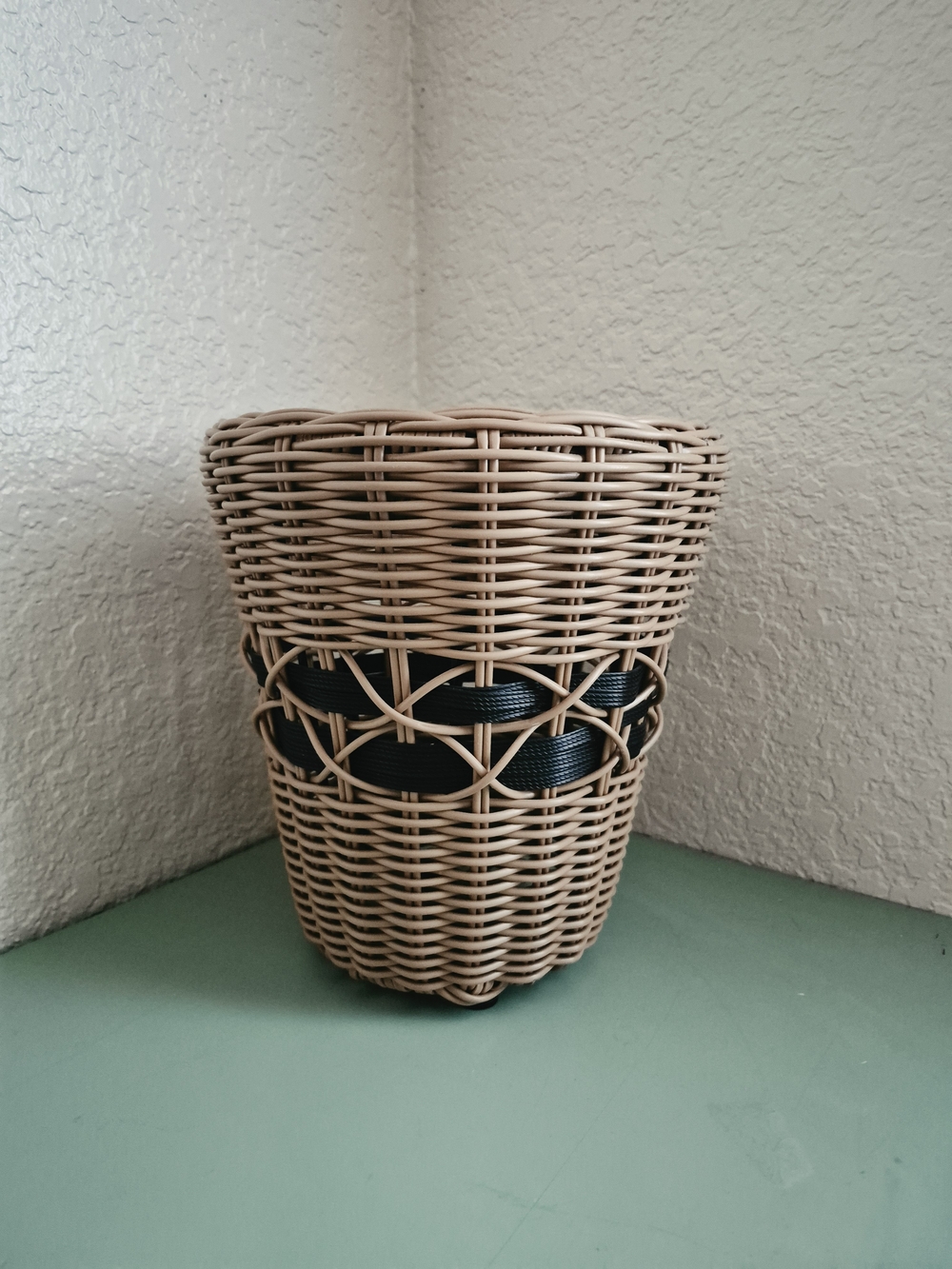 Woven Decorative Planter Basket in Tan and Black